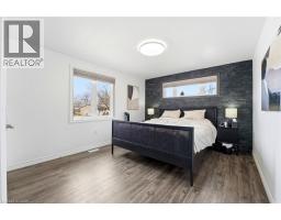 475 CAMPBELL Street W - 18