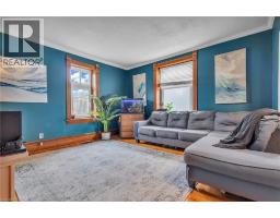 158 HOPE Street E - 14