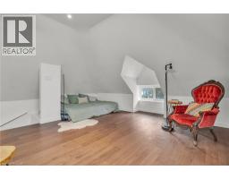 158 HOPE Street E - 25