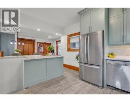 158 HOPE Street E - 27