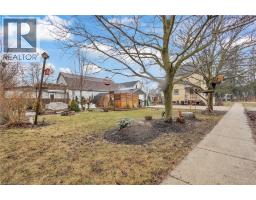 158 HOPE Street E - 33