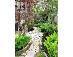 158 HOPE Street E - 45