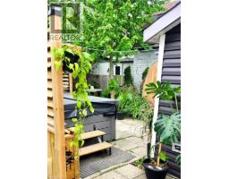 158 HOPE Street E - 48