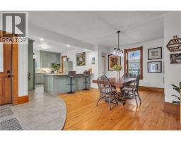 158 HOPE Street E - 8