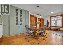 158 HOPE Street E - 9