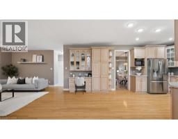 555 SANDBANKS Crescent - 12