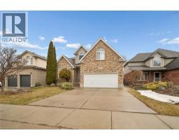 555 SANDBANKS Crescent - 2