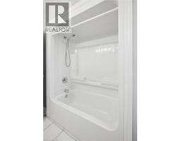 555 SANDBANKS Crescent - 29