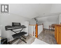 1 HUGHSON Street - 21