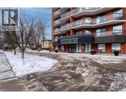 10 ELLEN Street E UnitNo. 901 - 39