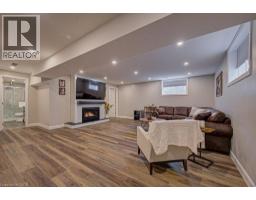 15 MATHESON Crescent - 30