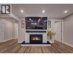 15 MATHESON Crescent - 35