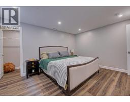 15 MATHESON Crescent - 38