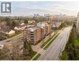 300 KEATS Way UnitNo. 302 - 3