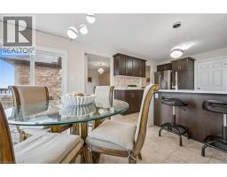 29 ENGLISH Crescent - 12