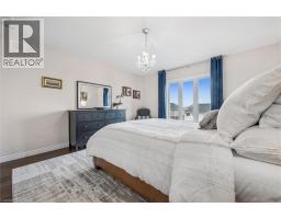 29 ENGLISH Crescent - 20