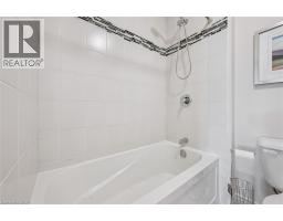 29 ENGLISH Crescent - 23