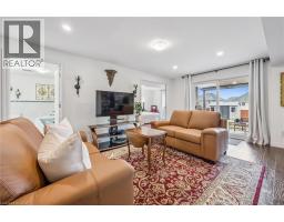 29 ENGLISH Crescent - 27