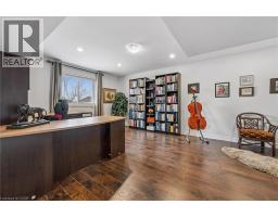 29 ENGLISH Crescent - 29