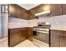 17 VALLEYBROOK Drive - 12