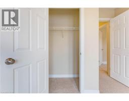 17 VALLEYBROOK Drive - 14