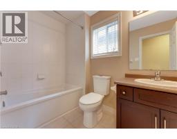 17 VALLEYBROOK Drive - 24