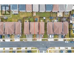 17 VALLEYBROOK Drive - 33