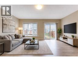 17 VALLEYBROOK Drive - 7