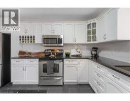 440 LANGLAW Drive - 11