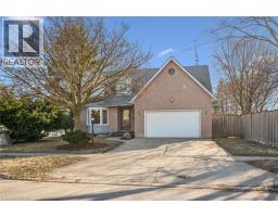 37 ENFIELD Drive - 2