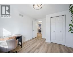 37 ENFIELD Drive - 20