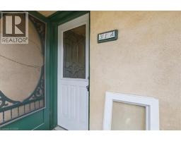 31 BINGEMAN Street - 16