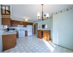 4056 JOHN Street - 8