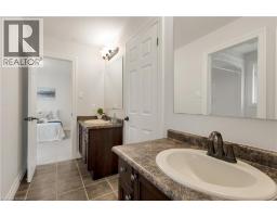 341 ZELLER Drive - 32