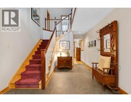 2 HUGHSON Lane - 6