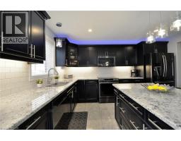 82 CURTIS Street - 10