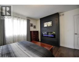 82 CURTIS Street - 24