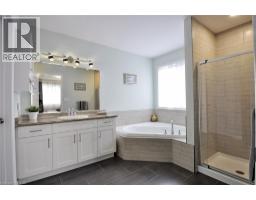 82 CURTIS Street - 26