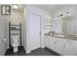 82 CURTIS Street - 27