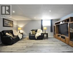 82 CURTIS Street - 35