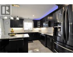 82 CURTIS Street - 8