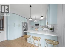 75 PORTER Crescent - 12