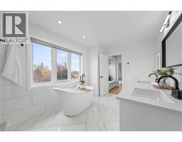 75 PORTER Crescent - 28