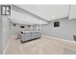 75 PORTER Crescent - 41