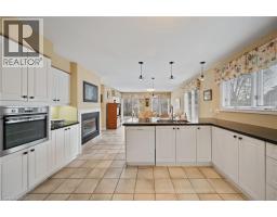 46 SOMERSET Drive - 15