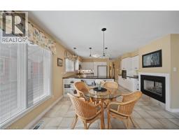 46 SOMERSET Drive - 19