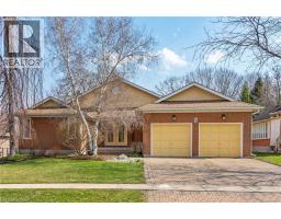 46 SOMERSET Drive - 2