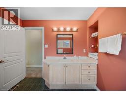 46 SOMERSET Drive - 27