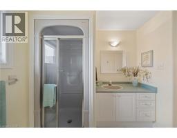 46 SOMERSET Drive - 32