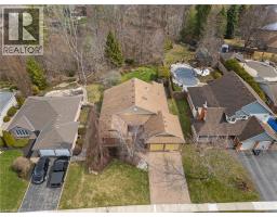 46 SOMERSET Drive - 5